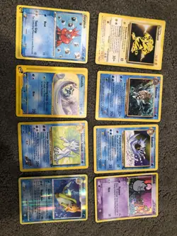 LOT OF 35 *MOSTLY VINTAGE* POKEMON CARDS - Image 3