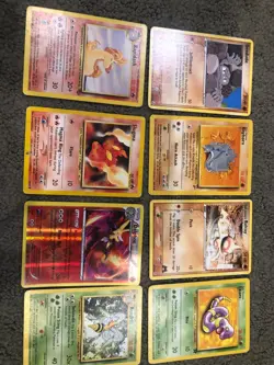LOT OF 35 *MOSTLY VINTAGE* POKEMON CARDS - Image 1