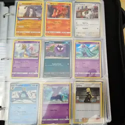 Pokemon - Full Binder Collection Bundle From Various Sets and Holos - Image 1