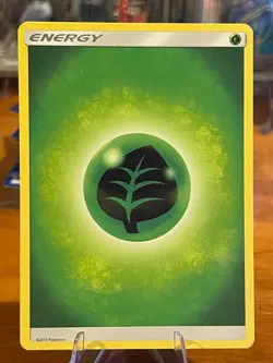 2017 Pokemon TCG Sun & Moon Base Set Grass Energy MP - Image 1