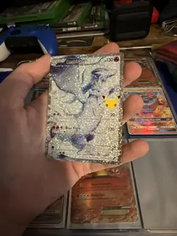 TCG POKEMON CELEBRATIONS RESHIRAM FULL ART HOLO 113/114 (H) - Image 1