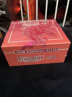 Pokemon Sword & Shield Battle Styles Elite Trainer Box Urshifu English - Image 3