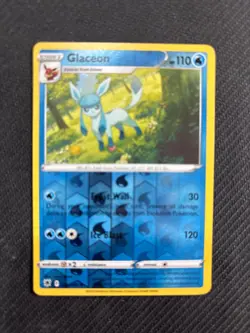 Pokemon TCG Glaceon 038/189 Astral Radiance SWSH Reverse Holo Card - Image 1