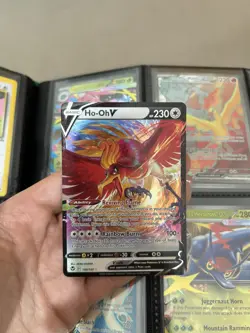 Pokemon TCG Ho-Oh v Silver Tempest Card 140/195 Holo Ultra Rare NM - Image 1