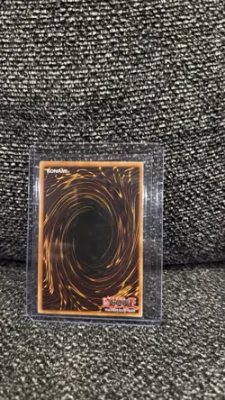 Yu-Gi-Oh Celtic Guardian YAP1-EN004 Limited Edition Super Card NM Condition - Image 2