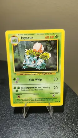 Pokemon TCG Ivysaur Base Set, Card 30/102, Regular LP Condition, 1999 WOTC - Image 1