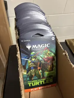 17 Sleeved Magic: The Gathering Teenage Mutant Ninja Turtles Booster Packs - Image 1