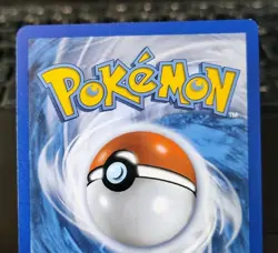 POKEMON EEVEE 125/203 REVERSE HOLO EVOLVING SKIES MP RAYQUAZA IN BACKGROUND - Image 3