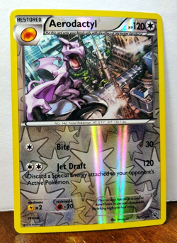 POKEMON AERODACTYL 76/124 REVERSE HOLO RARE FATES COLLIDE LP GREAT ART - Image 1