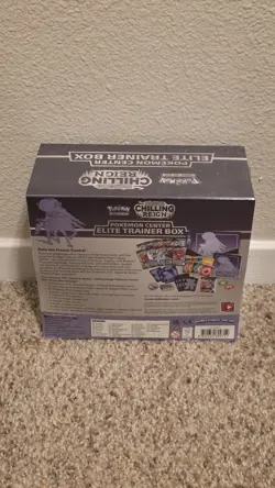 Pokemon TCG Sword & Shield Chilling Reign PokemonCenter Elite Trainer Box Sealed 820650809712 - Image 2
