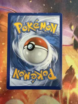 2021 Pokemon Mew #011/025 Holo Sword & Shield Celebrations LP/MP - Image 2