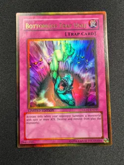 Yu-Gi-Oh! Bottomless Trap Hole (NM) GLD2-EN045 Gold Series 2009 Limited Edition - Image 1