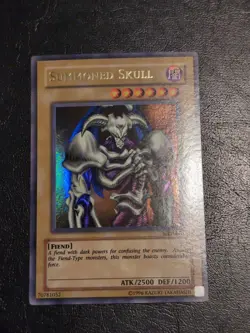 Yu-Gi-Oh! ULTRA RARE SUMMONED SKULL MRD-003 1996 VINTAGE COPYRIGHT NM/VLP - Image 1