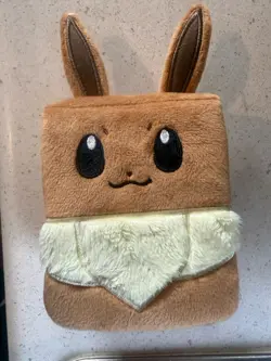 EEVEE PLUSH DECK BOX From Pokemon Prismatic Evolutions Super Premium Collection - Image 1