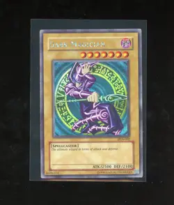 2002 Yugioh DDS-002 Dark Duel Stories Promo Dark Magician Prismatic Secret Rare - Image 1