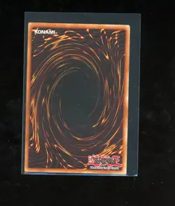 2002 Yugioh DDS-002 Dark Duel Stories Promo Dark Magician Prismatic Secret Rare - Image 2