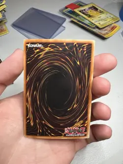 2002 Yugioh DDS-002 Dark Duel Stories Promo Dark Magician Prismatic Secret Rare - Image 5