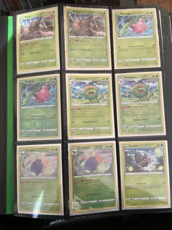 Pokemon - Evolving Skies - Partial Complete Master Set W/ Binder - Image 1