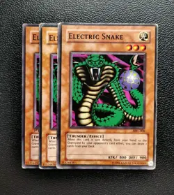 Yu-Gi-Oh - Electric Snake 3X - Full Playset - Image 1