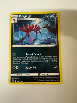 Dragalge 082/159 Rare Crown Zenith Pokemon Near Mint - Image 1