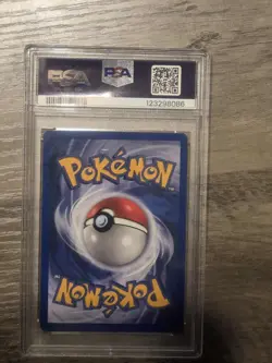 Pokemon TCG Pidgeotto Base Set 22/102 Regular Shadowless PSA 6 - Image 2
