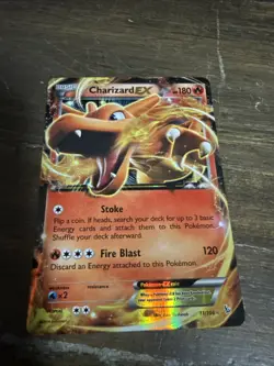 Charizard EX 11/106 Flashfire Pokemon Card 2014 - Image 1