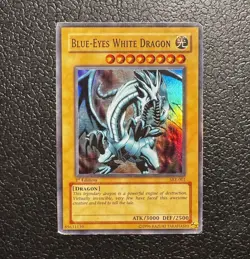 Yu-Gi-Oh Blue-Eyes White Dragon SKE-001 Super Rare 1st Edition HP/DMG - Image 1