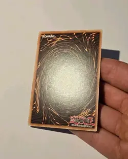 Yugioh Gil Garth LCYW-EN143 Ultra Rare 1st Edition Yugi's World NM - Image 4