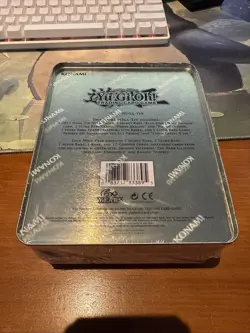 Yugioh Mega Tin 2017 Factory Sealed 1st ED Seto Kaiba - Blue-Eyes White Dragon - Image 2