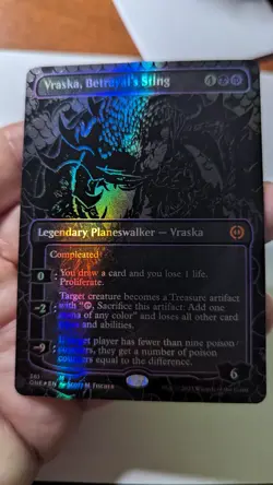 1x Vraska Betrayal's Sting Oil Slick Raised Foil NM - ONE Magic MTG x1 - Image 1