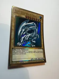 Yu-Gi-Oh Blue-Eyes White Dragon MAGO-EN001 Maximum Gold Rare MP - 0022 - Image 2