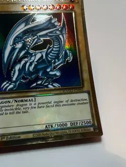 Yu-Gi-Oh Blue-Eyes White Dragon MAGO-EN001 Maximum Gold Rare MP - 0022 - Image 5