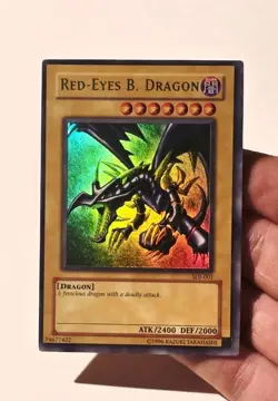 Yugioh Red-Eyes Black Dragon SDJ-001 Ultra Rare Vintage Starter Deck Joey LP - Image 1