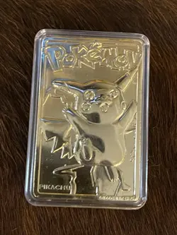 1999 Pokemon Pikachu 23K gold-plated trading card with ball and box. - Image 5