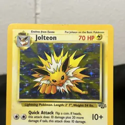 Vintage Pokemon TCG Jungle WoTC Jolteon Holo Rare Card #4/64 70 HP - Image 2