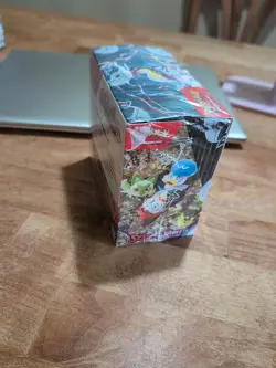 Pokemon Scarlet and Violet Sealed Booster Box - Last one - Image 4