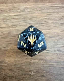 Magic MTG Final Fantasy - Yellow Spindown Dice D20 - Prerelease Kit - Image 2