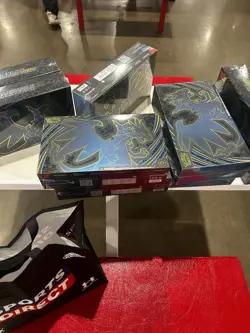 Pokemon TCG Phantasmal Flames Ultra Premium Collection Box Sealed New - Image 2