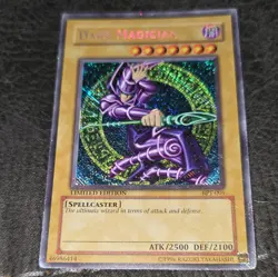 Konami Yu-Gi-Oh! Dark Magician Limited Edition Secret Rare BPT-001 2500/2100 - Image 2