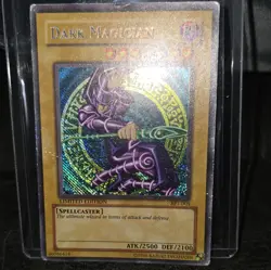 Konami Yu-Gi-Oh! Dark Magician Limited Edition Secret Rare BPT-001 2500/2100 - Image 3