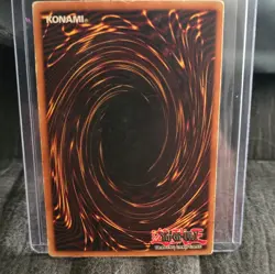 Konami Yu-Gi-Oh! Dark Magician Limited Edition Secret Rare BPT-001 2500/2100 - Image 4