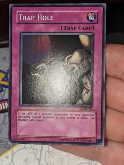 Yu-Gi-Oh! TCG Trap Hole Legend of Blue Eyes White Dragon LOB-058 Unlimited Super - Image 1