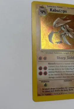 Kabutops 09/62 Fossil Holo Rare Pokemon Card SEE PHOTOS - Image 5