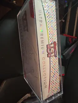 Pokemon TCG: Scarlet & Violet 151 Ultra-Premium Collection Box W/ Acrylic 820650855412 - Image 2