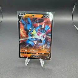 Lucario V Pokemon Fusion Strike 146/264 Ultra Rare Full Art Holo SWSH NM - Image 1