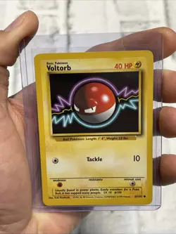 Pokemon Voltorb 67/102 Common Base Set Pokemon Card Vintage Vtg NM Nintendo TCG - Image 1