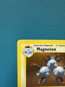 Pokemon TCG Magneton 9/130 Holo Rare Base Set - Image 2