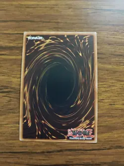 Yu-Gi-Oh BLGG-EN029 Masked HERO Fountain Secret Rare - Image 2