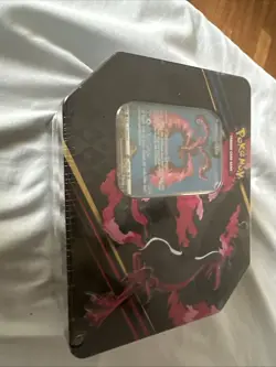 Pokemon TCG: Crown Zenith Galarian Tin - Moltres - Image 1