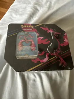 Pokemon TCG: Crown Zenith Galarian Tin - Moltres - Image 2